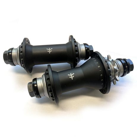 PAIRE DE MOYEUX BMX FLYBIKES MAGNETO FEMELLE