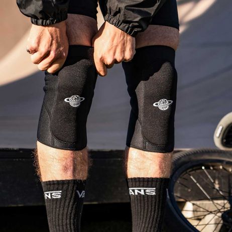 KNEE PAD SPACE BRACE DENNIS ENARSON