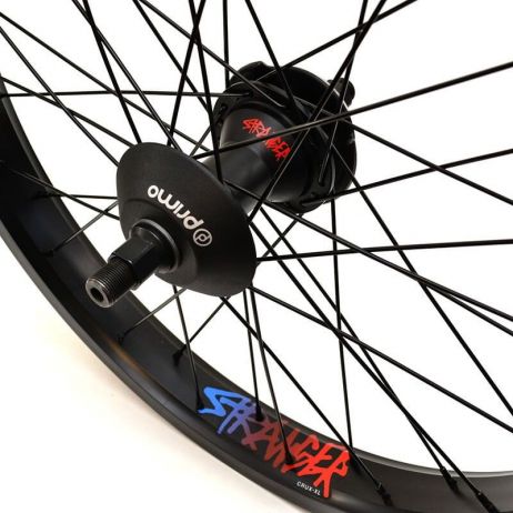 ROUE STRANGER CRUX V2 XL CASSETTE AVEC GUARDS