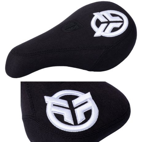 FEDERAL MID LOGO SEAT BLACK/WHITE PIVOTAL